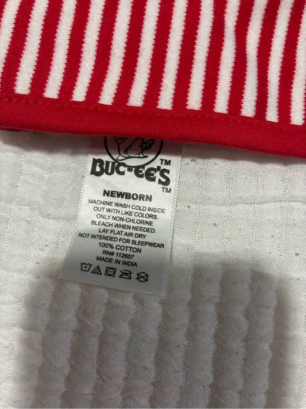 BUC-EES two red